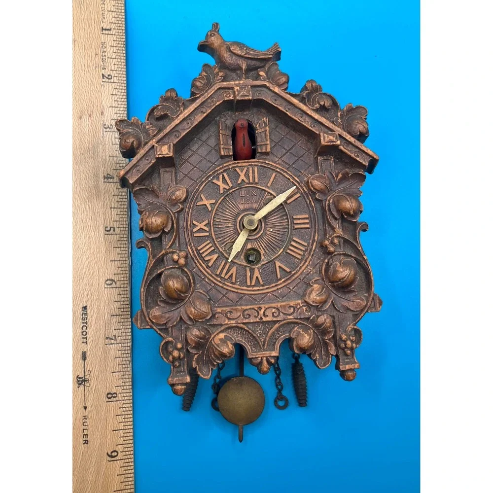 Lux Cuckoo Clock Small Brown Vintage Syroco Style Wall Decor READ